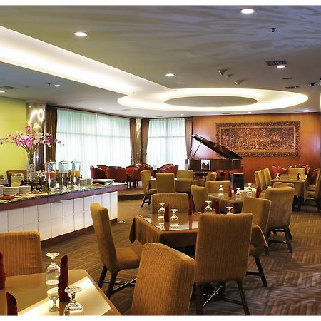 Sanno Hotel Jakarta Exterior photo