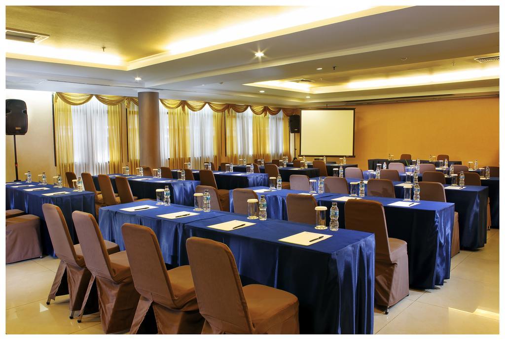Sanno Hotel Jakarta Exterior photo
